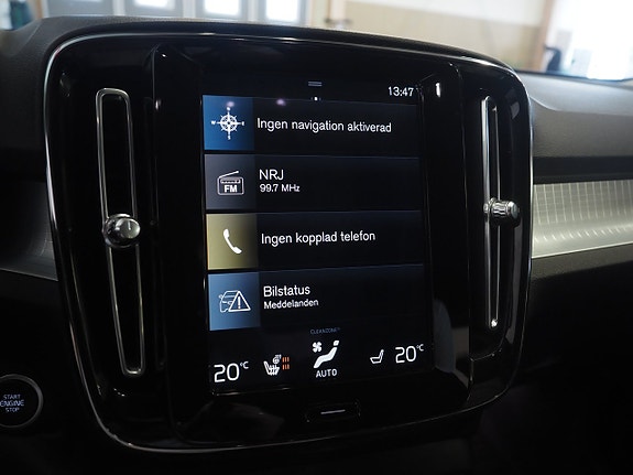 Volvo XC40 20 of 24