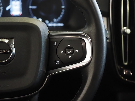 Volvo XC40 22 of 24