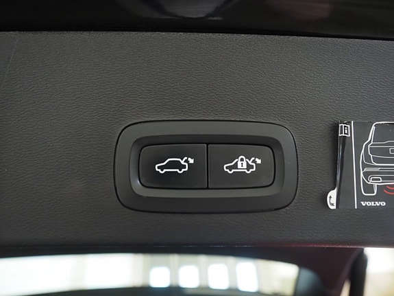 Volvo XC40 23 of 24