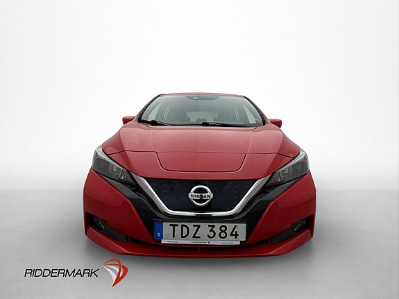 Nissan Leaf 3 of 27