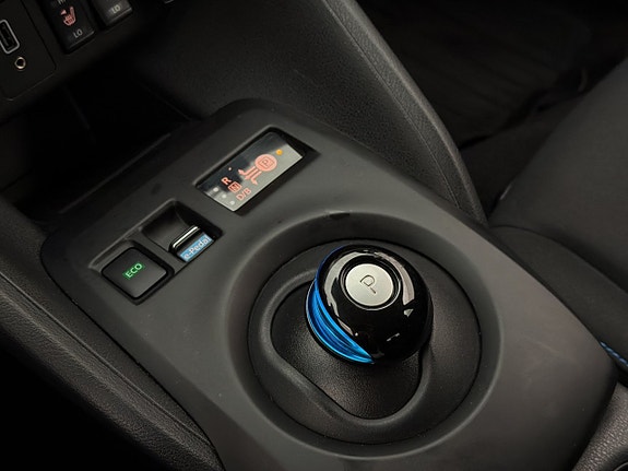 Nissan Leaf 22 of 27