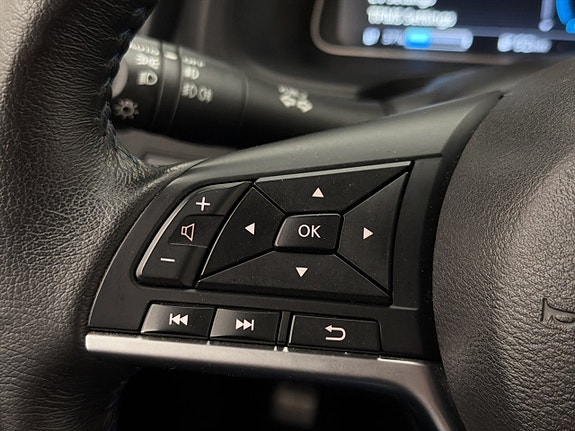 Nissan Leaf 17 of 27