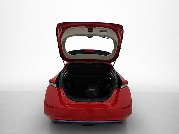 Nissan Leaf 26 of 27
