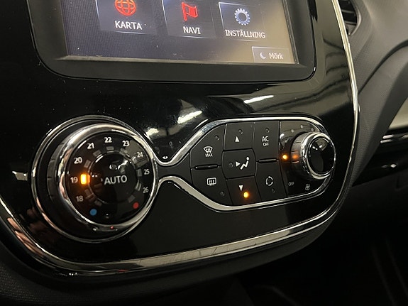 Renault Captur 21 of 29