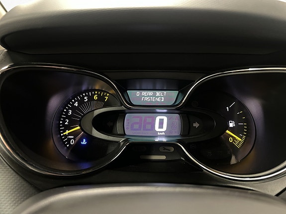 Renault Captur 13 of 29