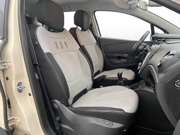 Renault Captur 23 of 29