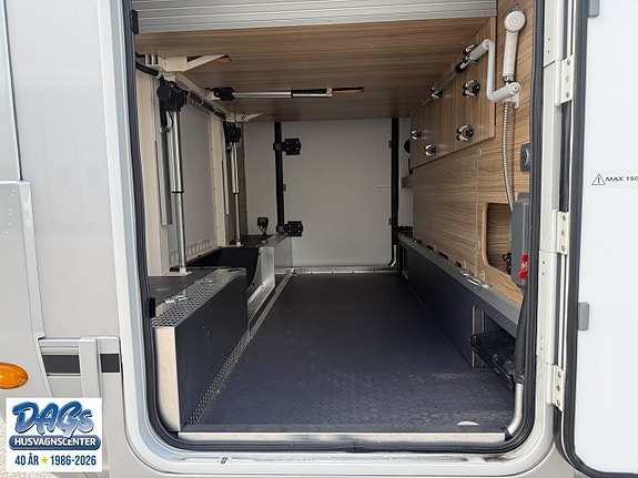 Adria Sonic Supreme 810 SC 28 of 30