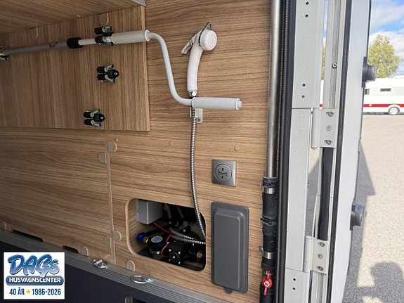Adria Sonic Supreme 810 SC 30 of 30