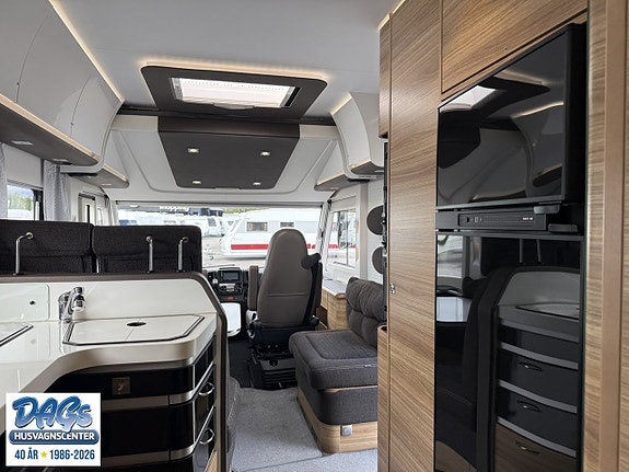 Adria Sonic Supreme 810 SC 17 of 30