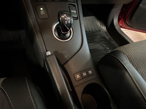 Toyota Auris 14 of 19