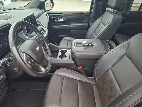 Chevrolet Tahoe 15 of 24