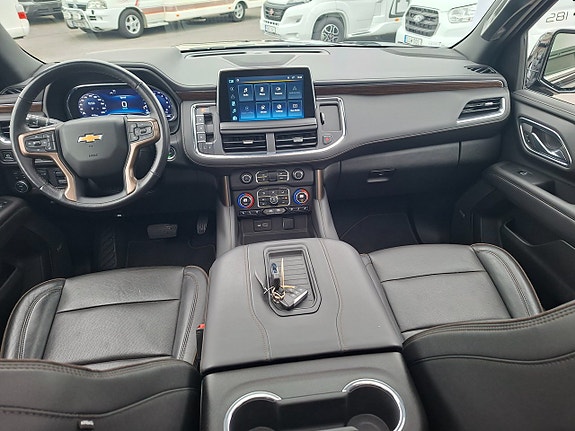 Chevrolet Tahoe 10 of 24