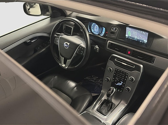 Volvo V70 16 of 17