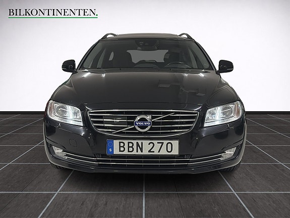 Volvo V70 9 of 17