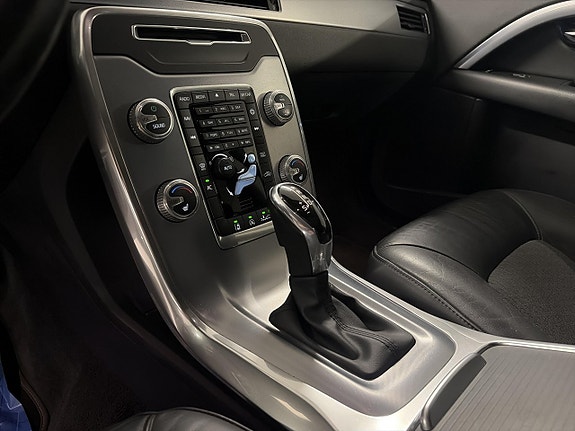 Volvo V70 15 of 17