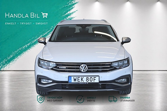 Volkswagen Passat Alltrack 3 of 24