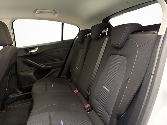 Ford Focus 16 of 30