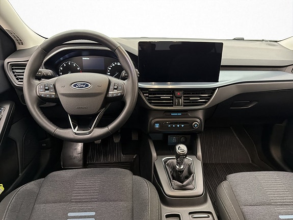 Ford Focus 13 of 30