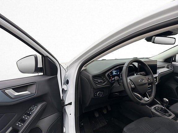 Ford Focus 11 of 30