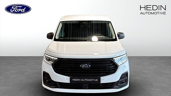 Ford Transit Connect 8 of 12