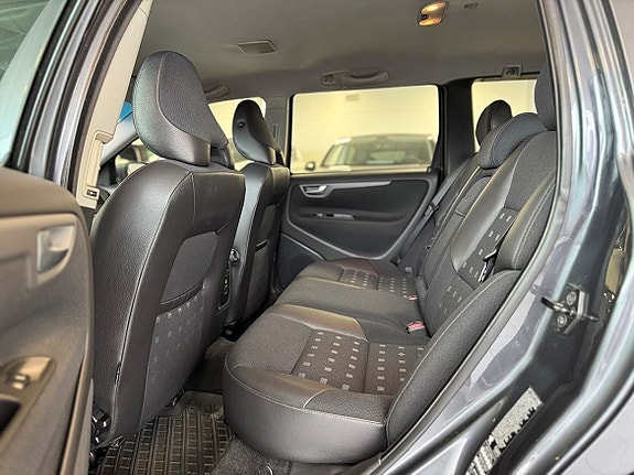Volvo V70 14 of 17
