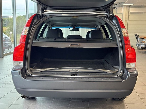 Volvo V70 17 of 17