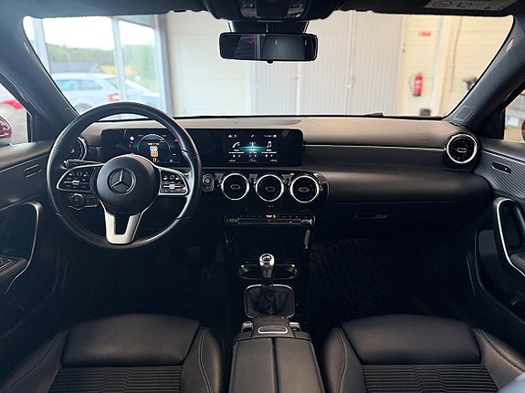 Mercedes-Benz A180 10 of 20