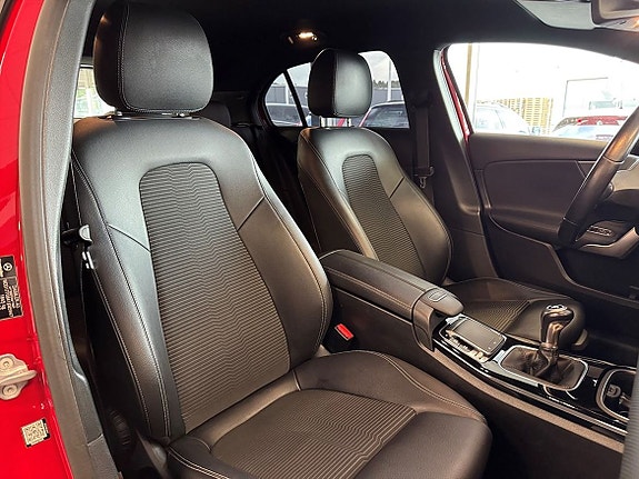 Mercedes-Benz A180 12 of 20