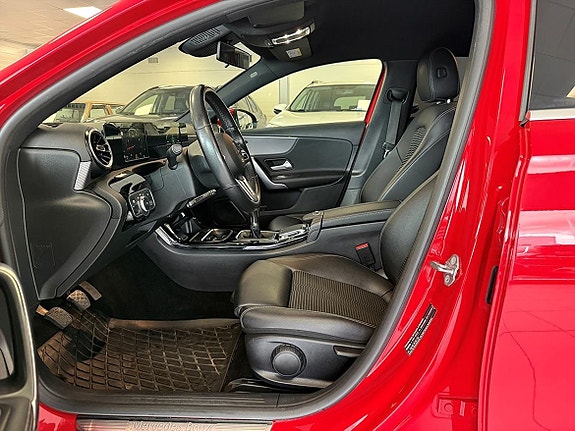 Mercedes-Benz A180 8 of 20