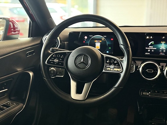 Mercedes-Benz A180 11 of 20