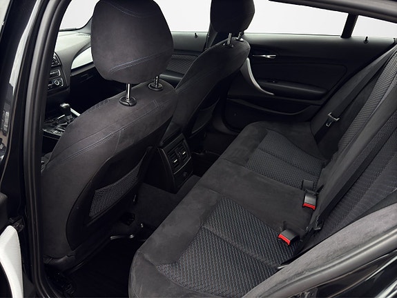 BMW 116i 16 of 18