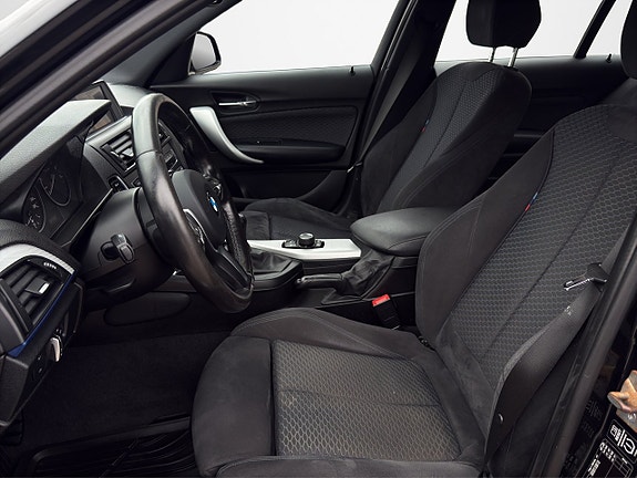 BMW 116i 11 of 18