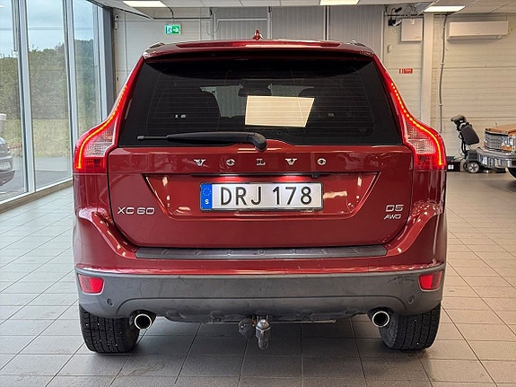 Volvo XC60 4 of 25