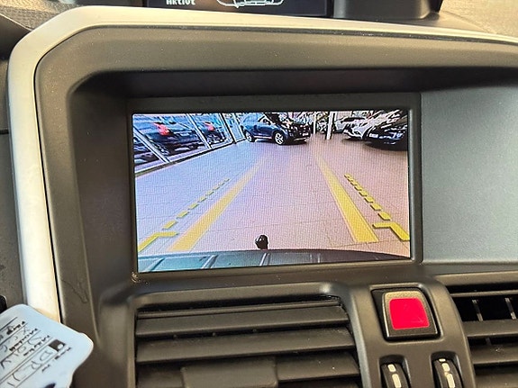 Volvo XC60 19 of 25