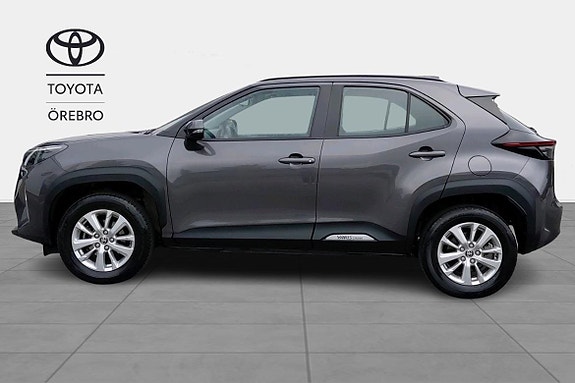 Toyota Yaris Cross 2 of 10