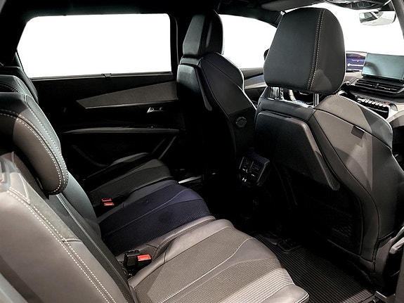 Peugeot 5008 12 of 15