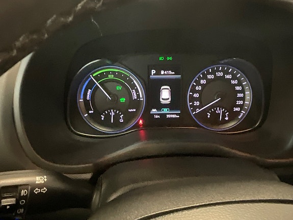 Hyundai Kona 10 of 27