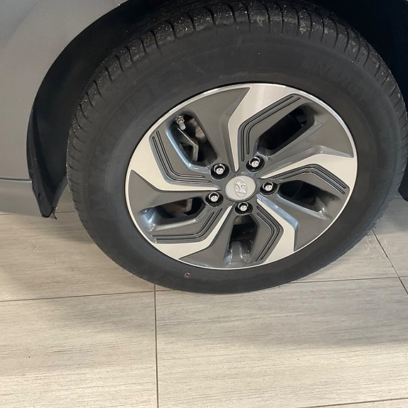 Hyundai Kona 25 of 27