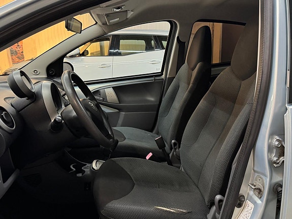 Toyota Aygo 13 of 14
