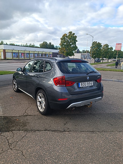 BMW X1 3 of 7
