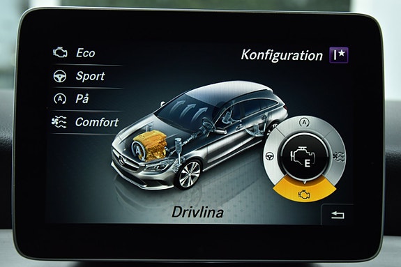 Mercedes-Benz CLA180 18 of 25