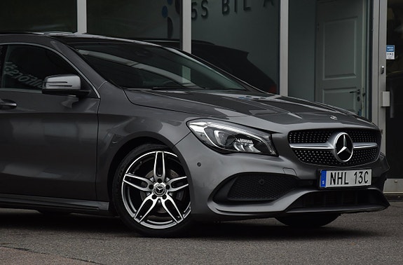 Mercedes-Benz CLA180 3 of 25