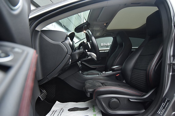Mercedes-Benz CLA180 10 of 25