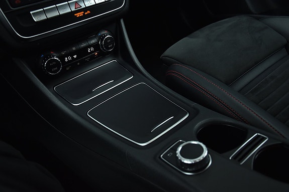 Mercedes-Benz CLA180 15 of 25