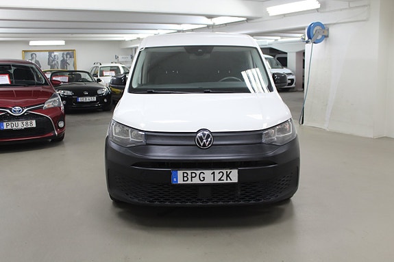 Volkswagen Caddy Maxi 2 of 16