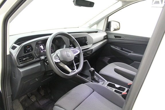 Volkswagen Caddy Maxi 9 of 16