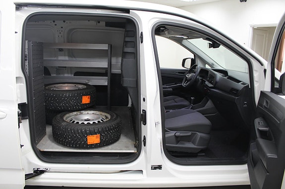 Volkswagen Caddy Maxi 13 of 16