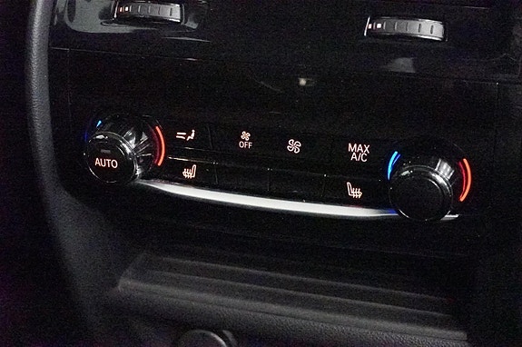 BMW 540i 16 of 20