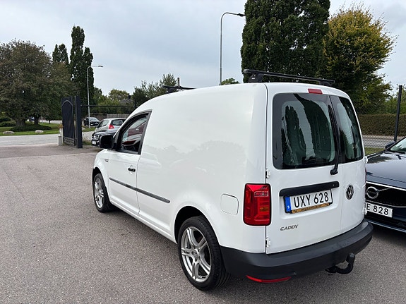 Volkswagen Caddy 2 of 13