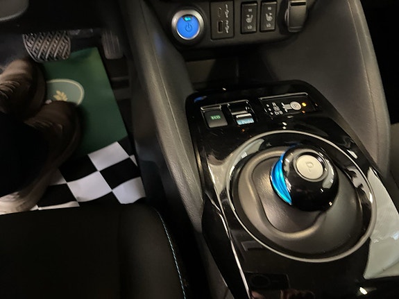 Nissan Leaf 11 of 11